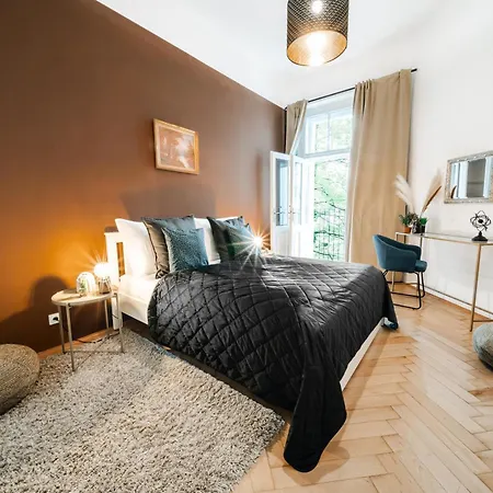 Royal Heritage - Centre Appartement